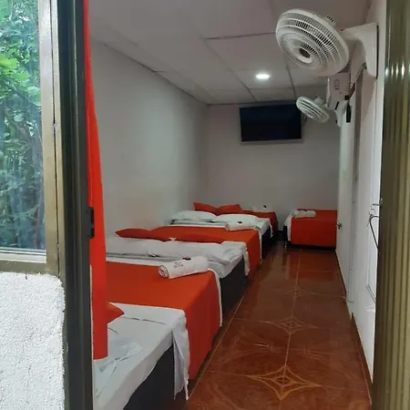 Hostal Villa Cecilia Villavieja Exterior photo